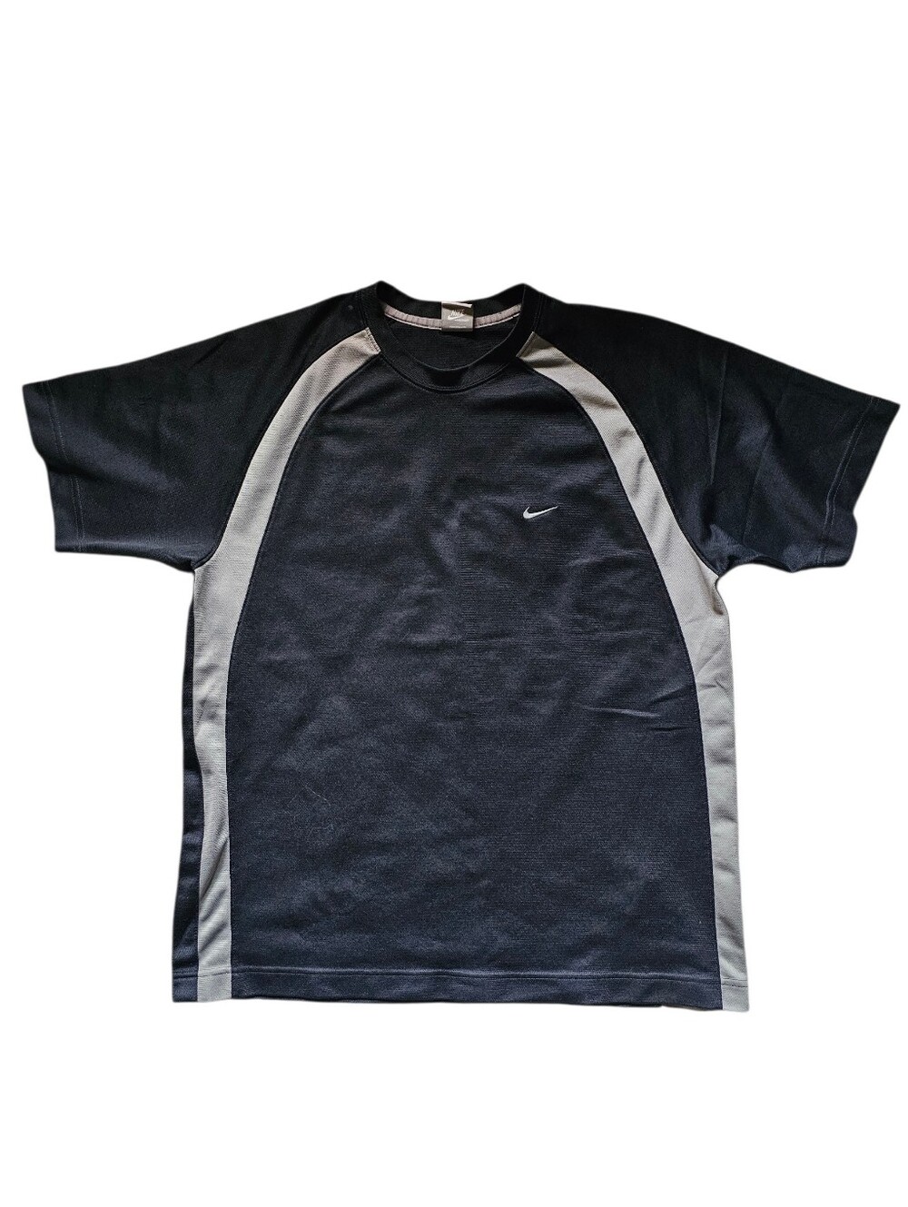 Nike Black Short-Sleeve Athletic Tee with Gray Panels